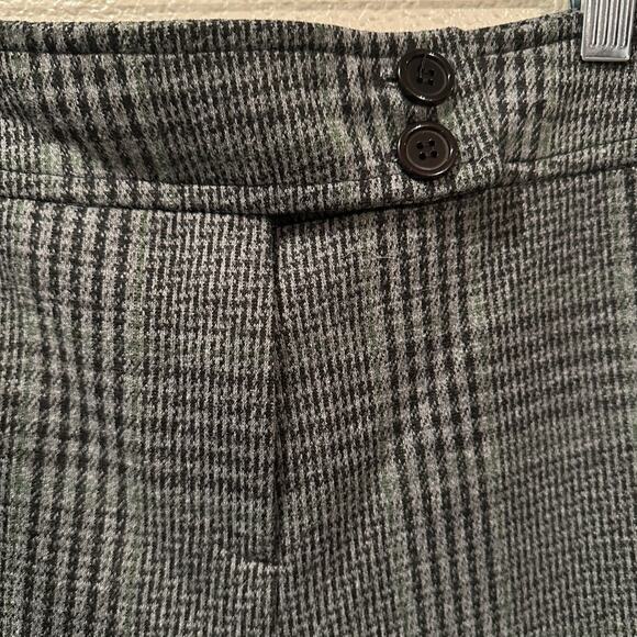 New York and Company Stretch plaid print pedal pusher trousers sz L - Picture 4 of 5